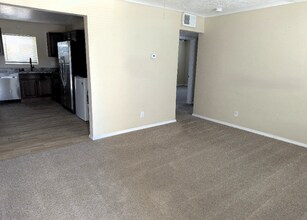131 Willow Rd NW in Albuquerque, NM - Building Photo - Building Photo