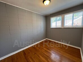 7638 Dale Ave in Richmond Heights, MO - Building Photo - Building Photo