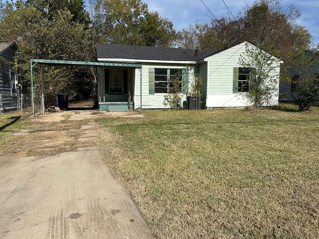 property at 713 W 75th St