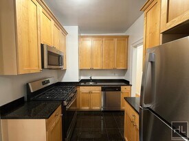WEST 13 STREET, Unit 89 in New York, NY - Building Photo