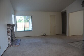4013 Benbow Ct in Antioch, CA - Building Photo - Building Photo