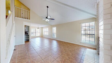 2210 Muddy Peak Dr in San Antonio, TX - Building Photo - Building Photo