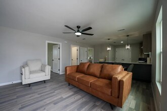 901 Pleasantview Dr in Weslaco, TX - Building Photo - Building Photo