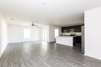 149 Big Black Dr in Haines City, FL - Building Photo - Building Photo