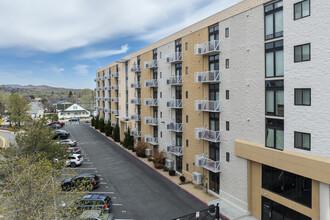 Square One in Sparks, NV - Foto de edificio - Building Photo