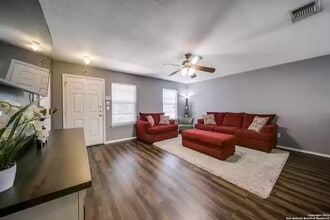6327 Wild Flower Way in San Antonio, TX - Building Photo - Building Photo