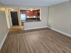 20-30-30 Daniels St in Malden, MA - Building Photo - Building Photo