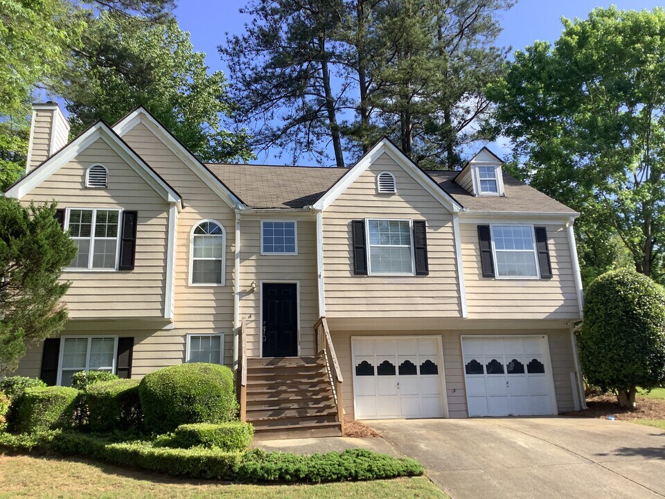 2586 Marleigh Farm Rd NW in Kennesaw, GA - Building Photo