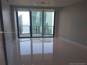 1300 S Miami Ave, Unit PH5110 in Miami, FL - Building Photo - Building Photo