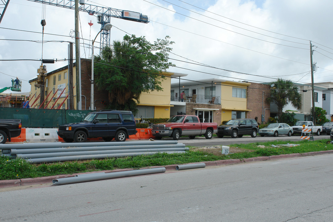 2130-2140 Park Ave in Miami Beach, FL - Building Photo