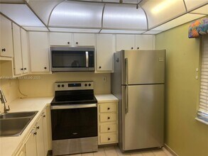 3940 Inverrary Blvd in Lauderhill, FL - Building Photo - Building Photo