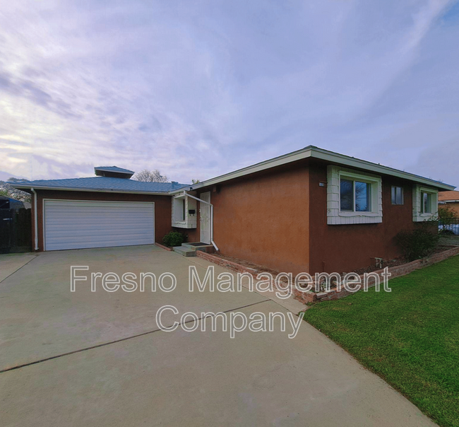 property at 1419 N Winery Ave