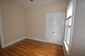 57 Berkeley St, Unit 2 in Somerville, MA - Foto de edificio - Building Photo