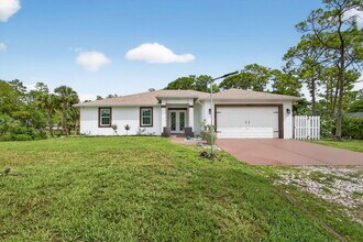 16215 83rd Pl N in The Acreage, FL - Building Photo - Building Photo