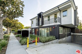 4041 Sawtelle Blvd in Los Angeles, CA - Building Photo - Building Photo