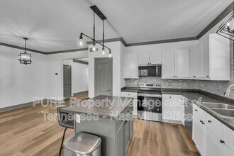 2614 Nashboro Blvd in Nashville, TN - Building Photo - Building Photo