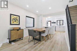 208 Cedarvale Ave in Toronto, ON - Building Photo - Building Photo