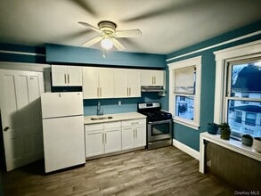 101 Haseco Ave in Port Chester, NY - Building Photo - Building Photo