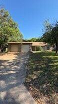 4502 Brown Bark Pl, Unit B in Austin, TX - Building Photo