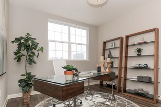 Tribeca Urban Apartments in Marina Del Rey, CA - Foto de edificio - Interior Photo
