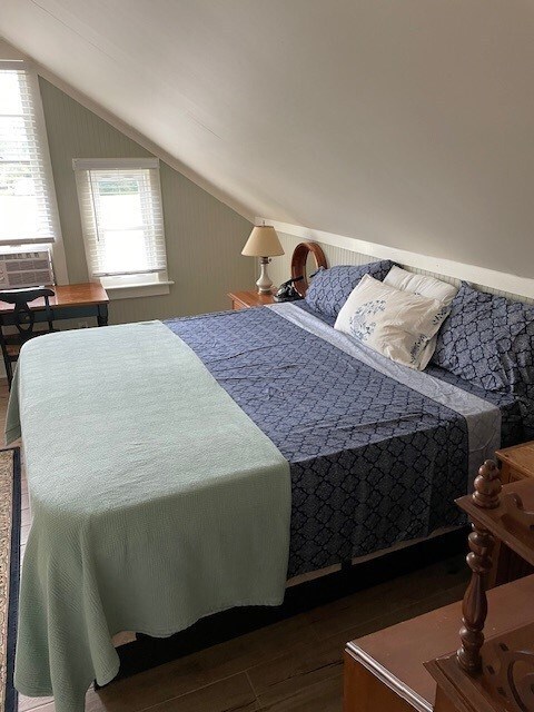 4210 School St in Chincoteague, VA - Building Photo - Building Photo