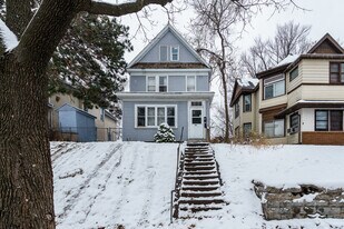 818 Edmund Ave W, Unit 1 in St. Paul, MN - Building Photo