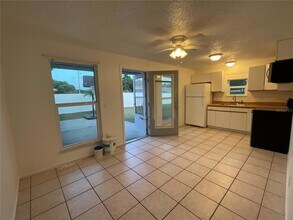 8026 Brocatel Ct in Orlando, FL - Foto de edificio - Building Photo