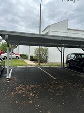 2060 Marilyn St in Clearwater, FL - Foto de edificio - Building Photo