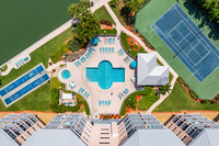 Sunrise Resort in St Pete Beach, FL - Building Photo - Building Photo