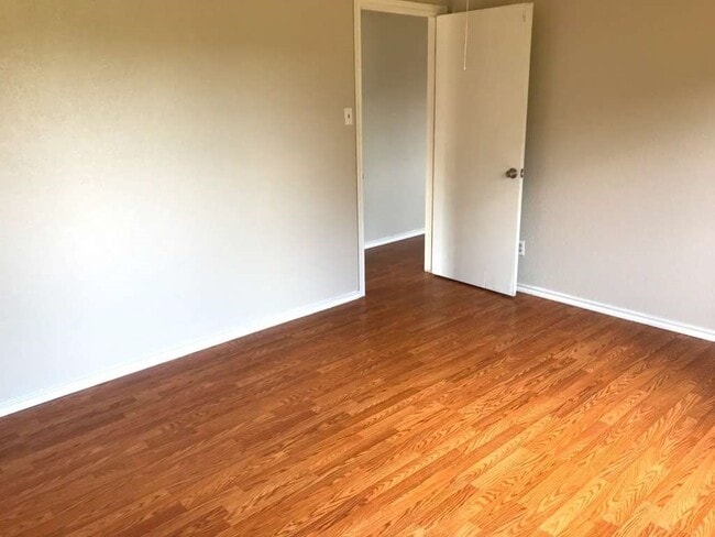 property at 62 Laurel Ct