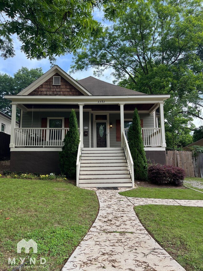 property at 1171 Oak St SW