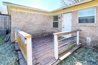 523 Parker Cir in Garland, TX - Building Photo - Building Photo