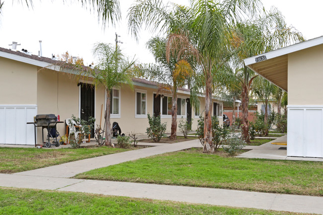 Ashcroft Apartments in Fresno, CA - Foto de edificio - Building Photo