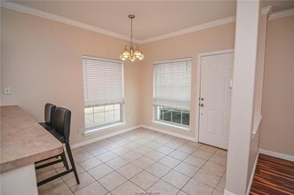 1001 Krenek Tap Rd in College Station, TX - Building Photo - Building Photo