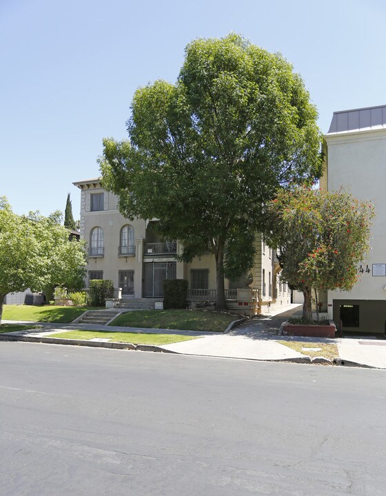 540 S St Andrews Pl in Los Angeles, CA - Foto de edificio