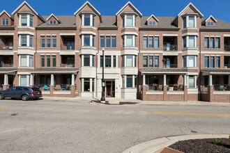 430 Union Ave NE, Unit Park Row Unit #212 in Grand Rapids, MI - Building Photo - Building Photo