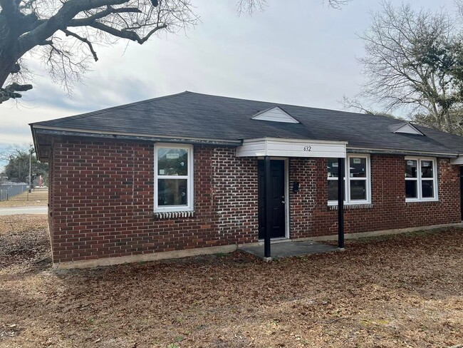 property at 652 Miller Rd