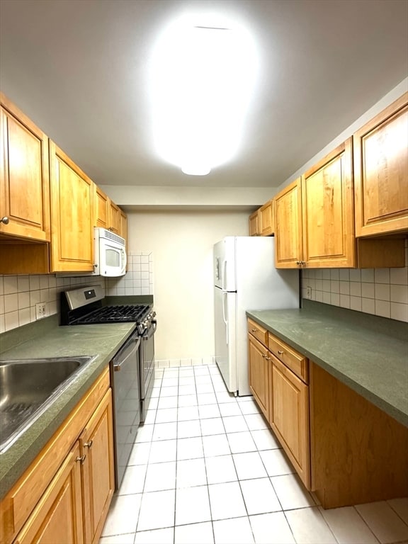 99 Pond Ave in Brookline, MA - Building Photo - Building Photo