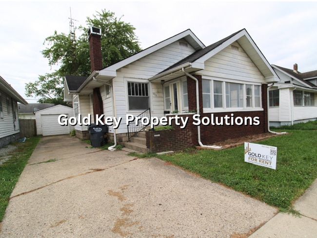 property at 619 E 29th St