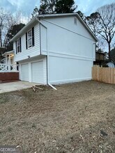 1530 Pin Oak Ln SE in Conyers, GA - Building Photo - Building Photo