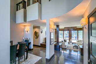11470 Dona Evita Dr in Los Angeles, CA - Building Photo - Building Photo