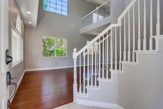 290 Diamante Way in Oceanside, CA - Building Photo - Building Photo