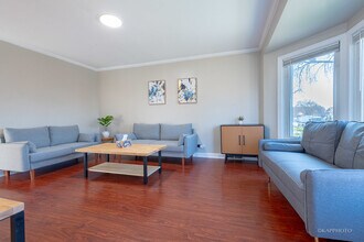 6037 S Menard Ave in Chicago, IL - Building Photo - Building Photo
