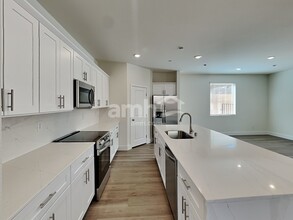 269 Austin Bellerose Pl in Henderson, NV - Building Photo - Building Photo