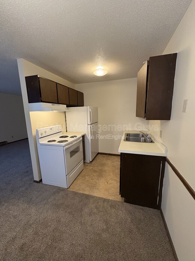 property at 2112 N 44th Ave