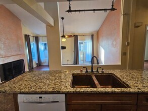 13671 Ruette Le Parc in Del Mar, CA - Building Photo - Building Photo