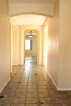 31513 Royal Oaks Dr in Temecula, CA - Building Photo - Building Photo