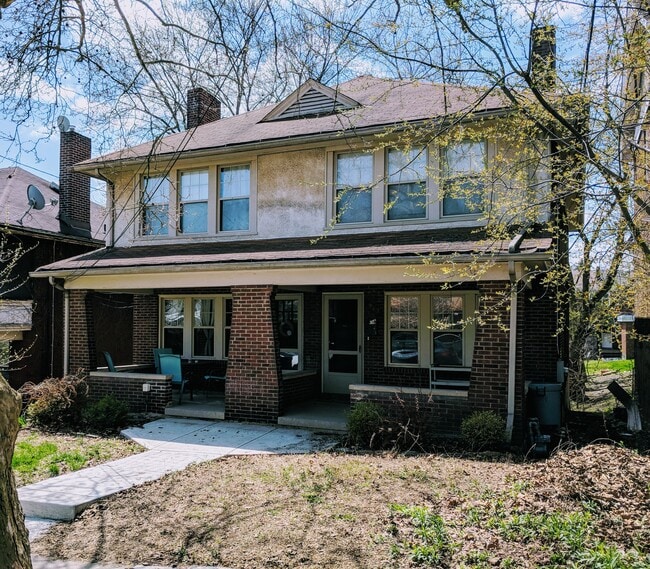 property at 912 Kennebec St