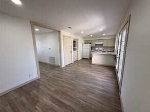 7905 Farnsworth St in Houston, TX - Building Photo - Building Photo