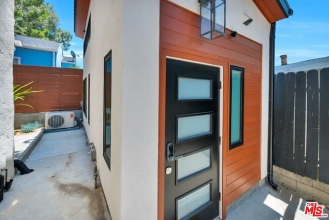 property at 1940 N Ave 51